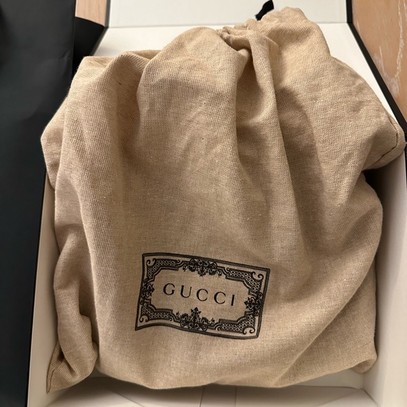 GG MARMONT SMALL SHOULDER BAG - Picture 3 of 4